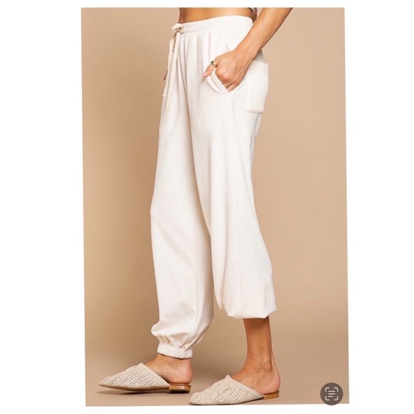 POL Cream Oversized Joggers - Picture 2 of 7
